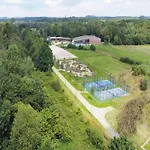 Woodland Retreat For Two *