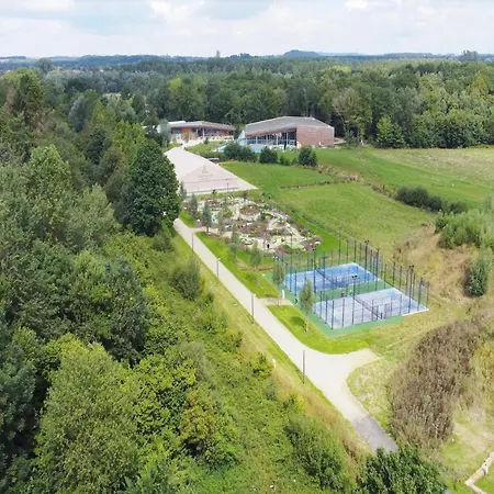 Woodland Retreat For Two *