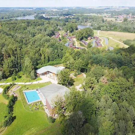 Feriehus Woodland Retreat For Two Antoing